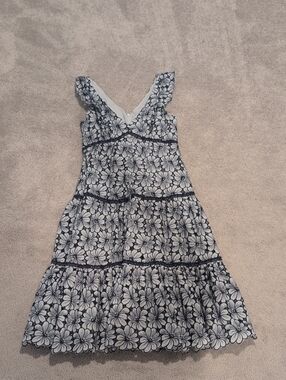 Navy Floral Sleeveless V-Neck Tiered Casual Dress